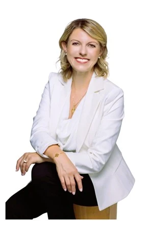 Gosia Baran, Owner of Helping Hands Cleaning Service in Elmhurst and Glen Ellyn IL